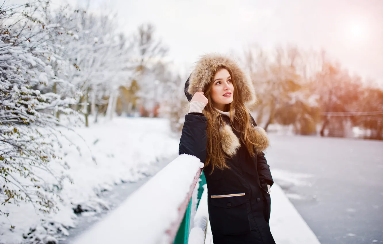Photo wallpaper winter, look, girl, snow, branches, face, pose, Park