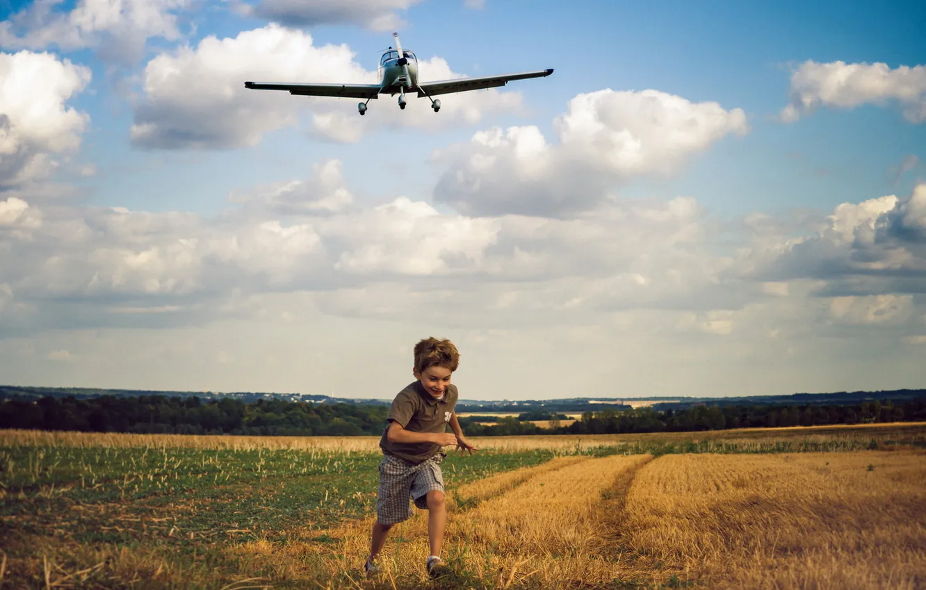 Photo wallpaper field, mood, boy, the plane
