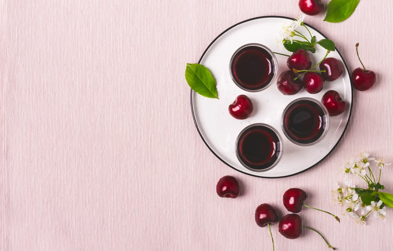 Photo wallpaper cherry, tray, liqueur
