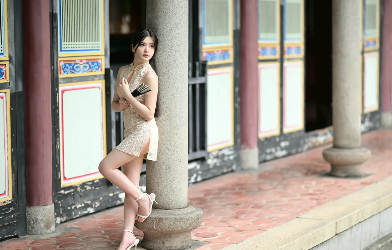 Photo wallpaper model, building, portrait, makeup, figure, dress, brunette, fan