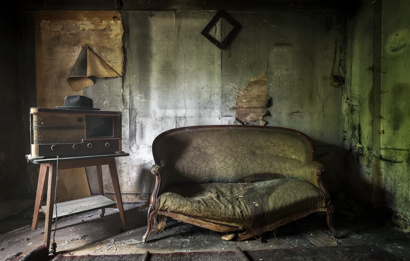 Photo wallpaper room, sofa, radio