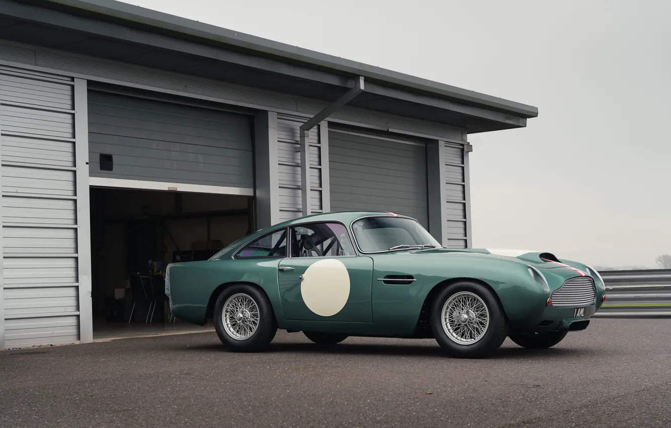 Photo wallpaper Aston Martin, Garage, Classic, 2018, Classic car, 1958, DB4, Sports car