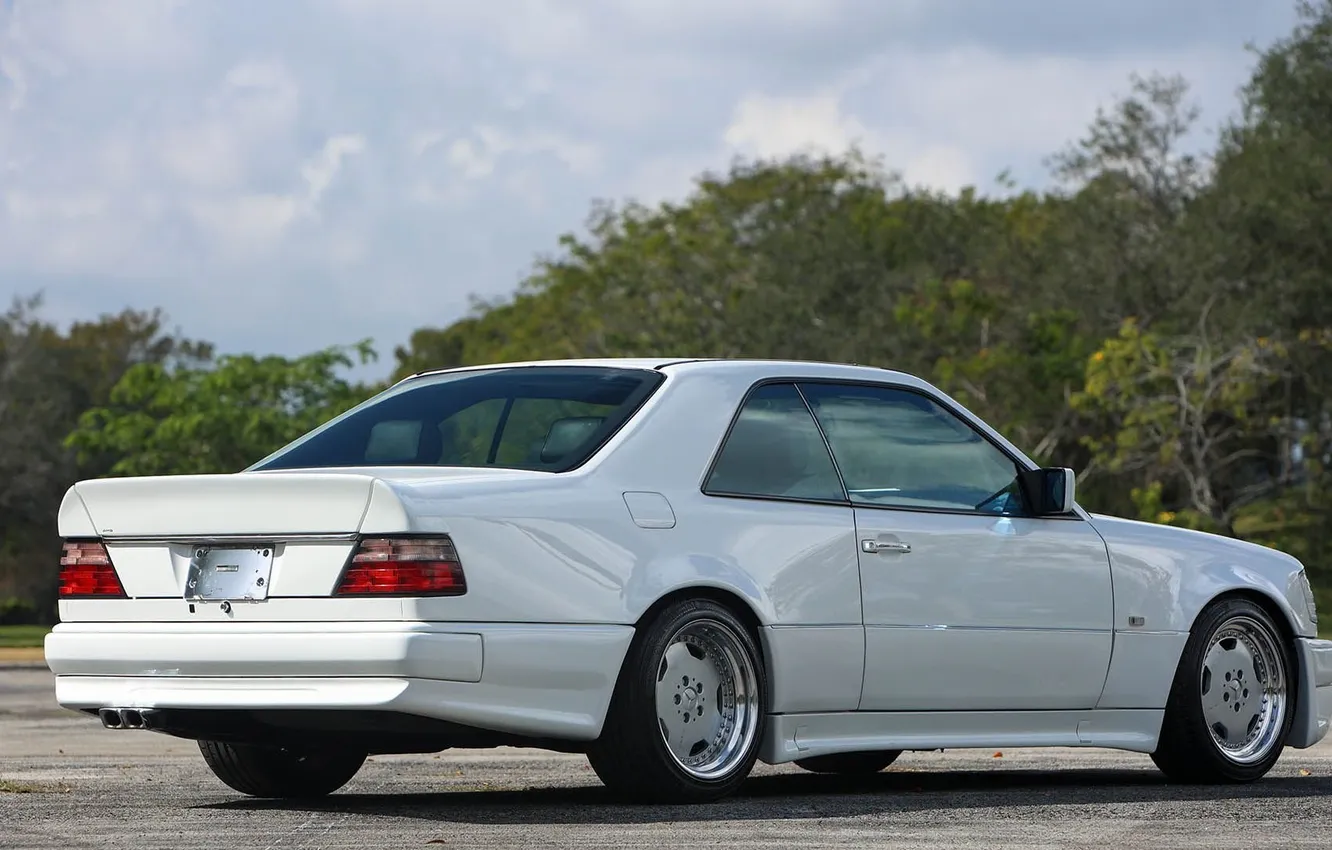 Photo wallpaper AMG, Mercedes - Benz, Widebody, C124, E320