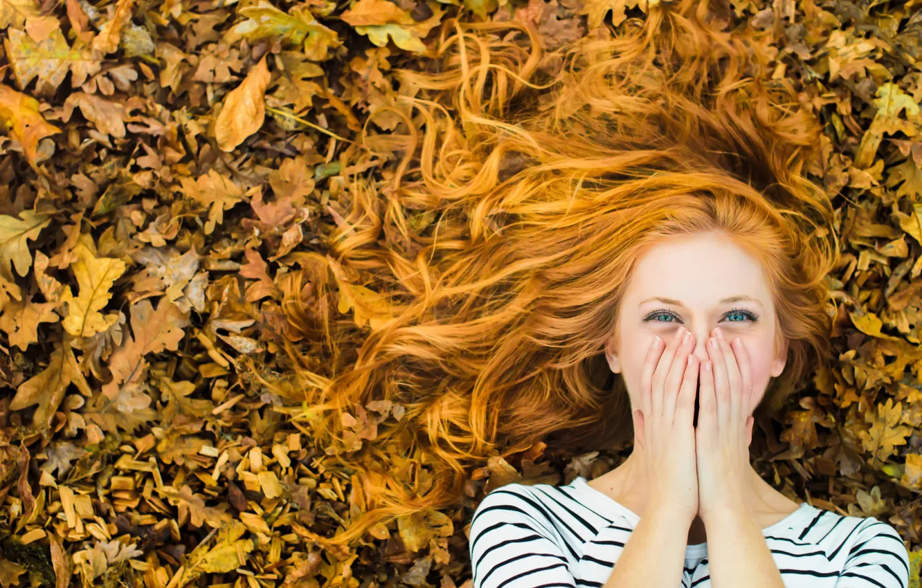 Photo wallpaper autumn, leaves, girl, joy, laughter, redhead