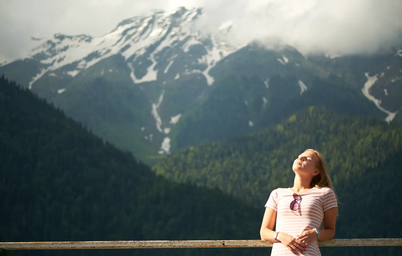 Photo wallpaper mountains, face, background, hair, Masha