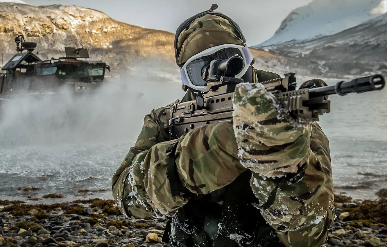 Photo wallpaper weapons, army, soldiers, Royal Marine, Assault Squadron