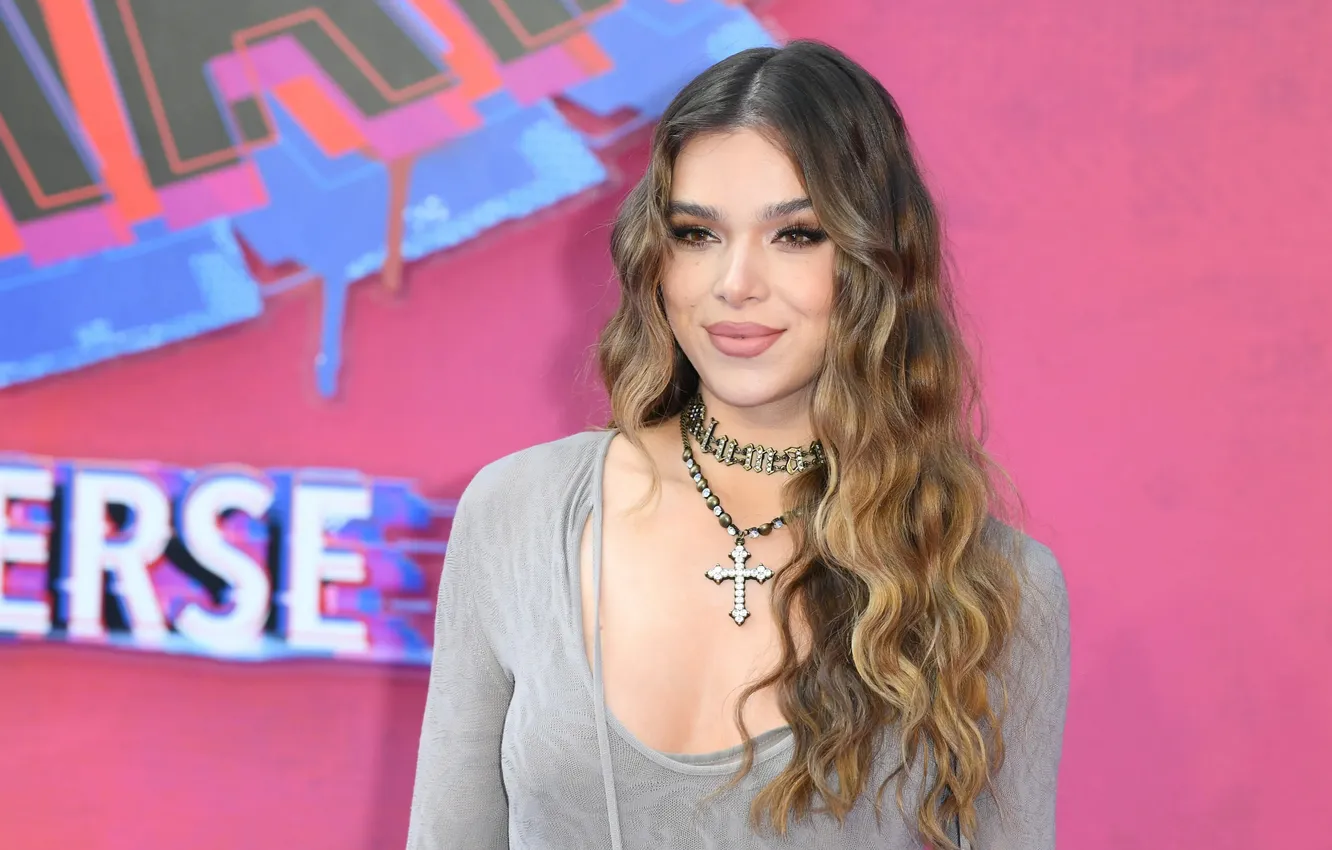 Photo wallpaper look, pose, model, hair, actress, neckline, singer, hair