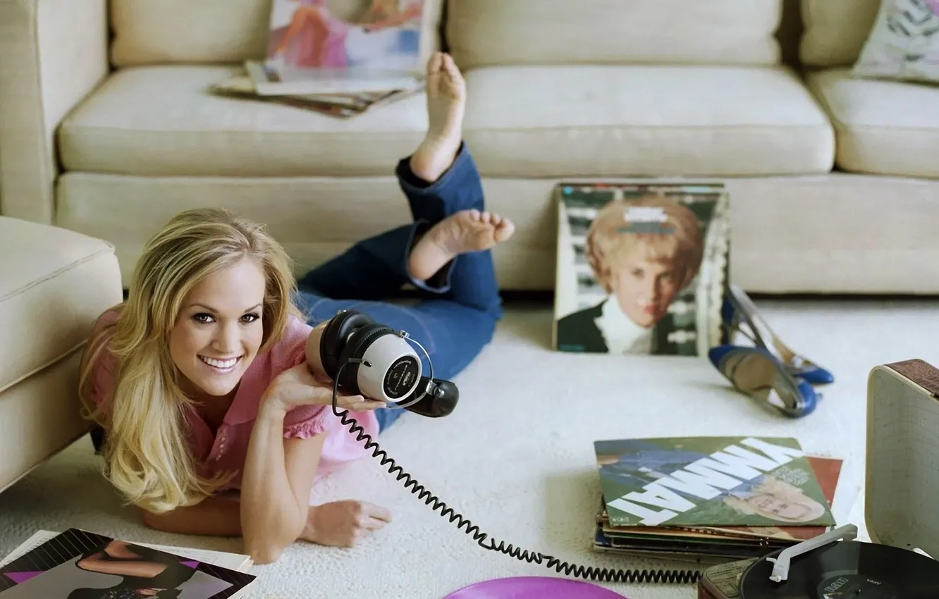 Photo wallpaper sofa, barefoot, headphones, blonde, shoes, vinyl, singer, record