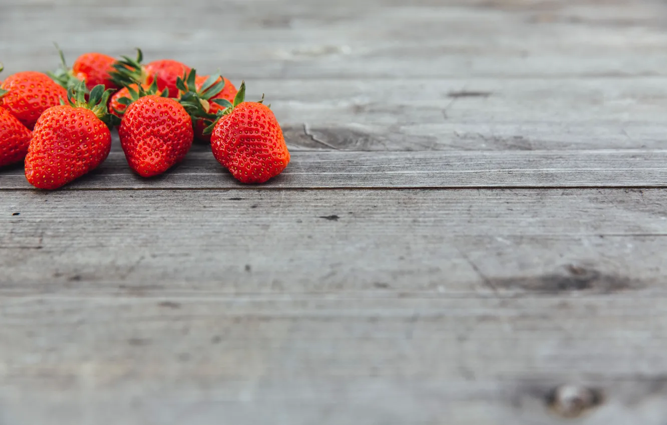 Photo wallpaper surface, tree, strawberry, berry, red, ripe