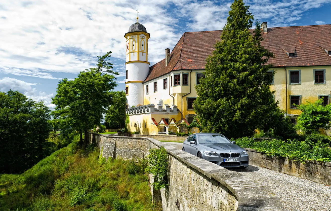 Photo wallpaper the sky, BMW, garden, BMW M5