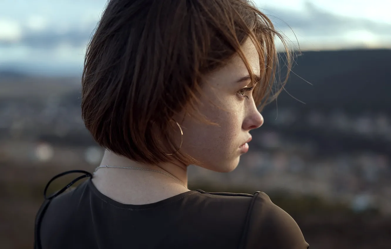 Photo wallpaper look, girl, back, chain, Aleks Five