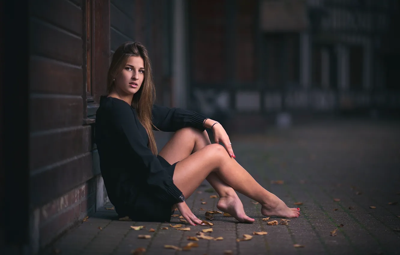 Photo wallpaper girl, street, legs, bokeh