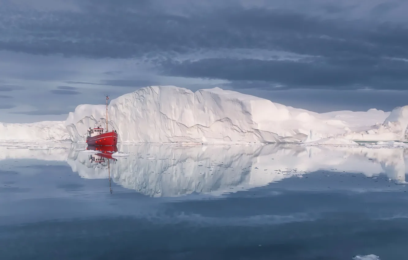 Photo wallpaper ship, ice, Antarctica