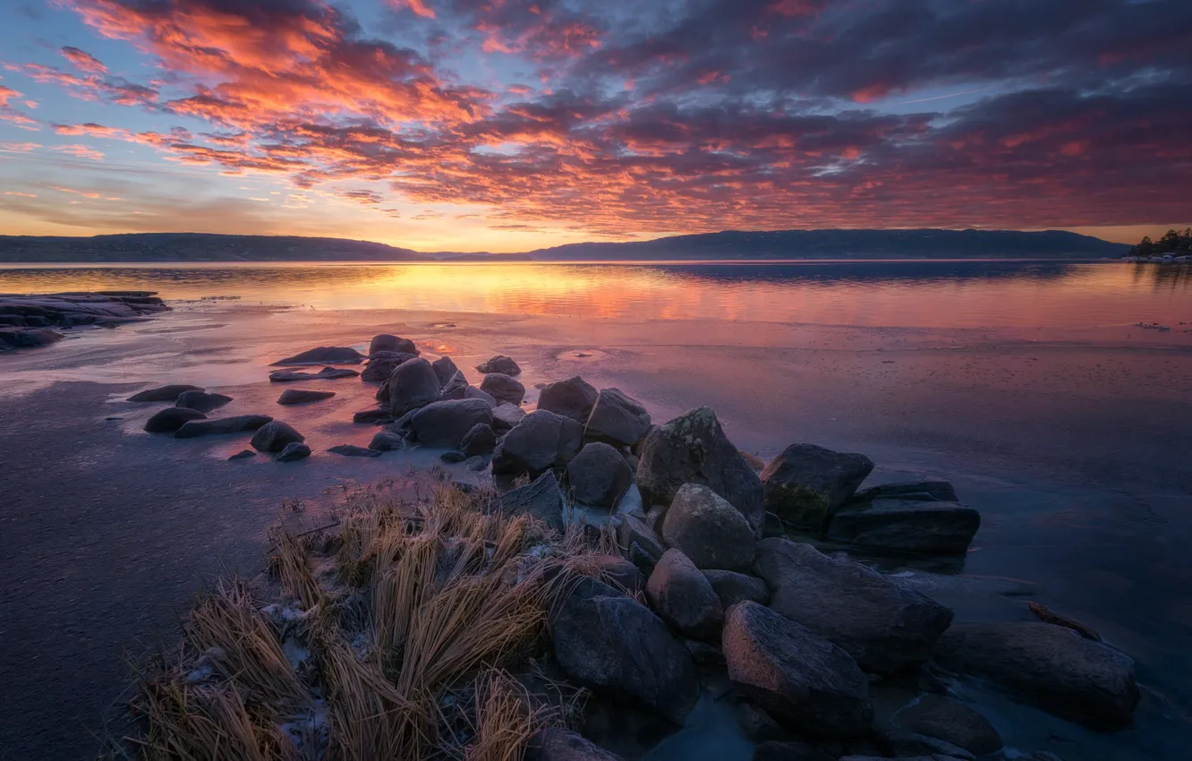 Photo wallpaper lake, sunrise, stones, dawn, morning, Norway, Norway, lake Tyrifjord
