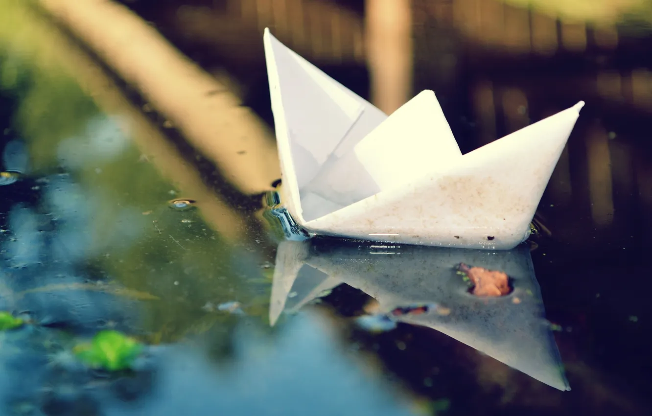 Photo wallpaper water, paper, puddle, boat, paper