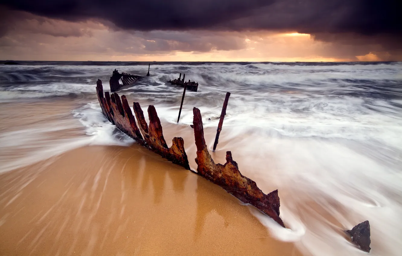 Photo wallpaper sea, beach, the sky, rusty, skeleton