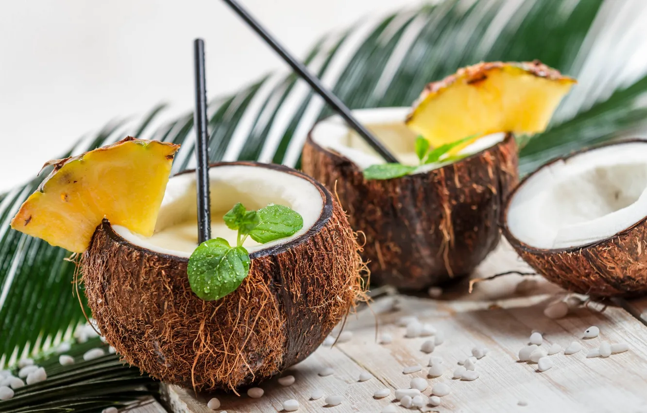 Photo wallpaper coconut, cocktail, pineapple, Pina colada