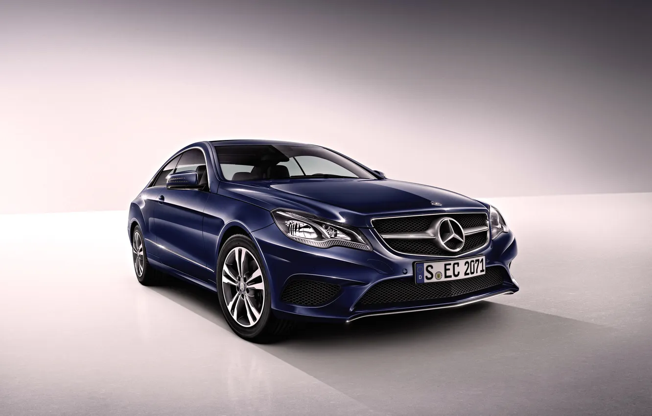 Photo wallpaper machine, auto, blue, lights, logo, Mercedes, E-Class, Mercedes Benz