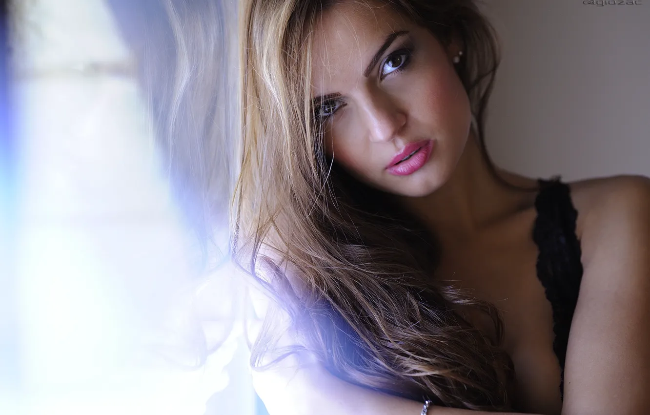Photo wallpaper eyes, look, girl, light, lips, photographer, face, Giovanni Zacche