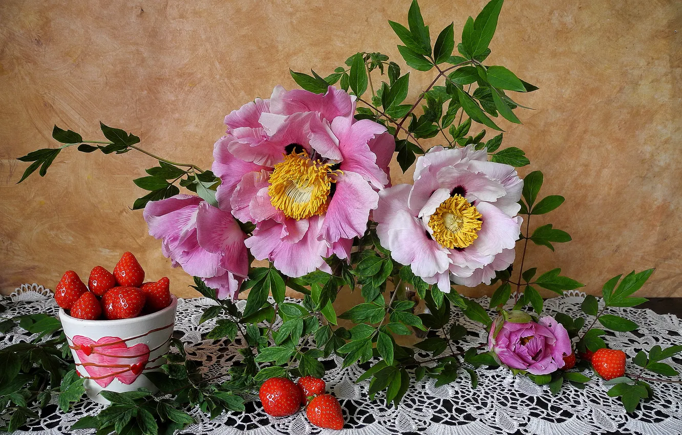Photo wallpaper petals, strawberry, Cup, still life, peonies