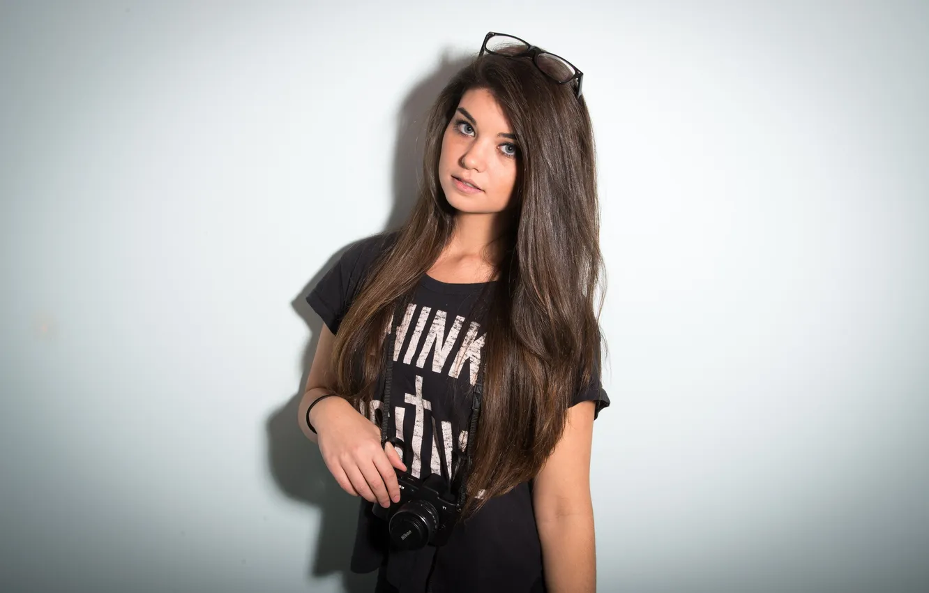 Photo wallpaper girl, hair, brunette, glasses, the camera
