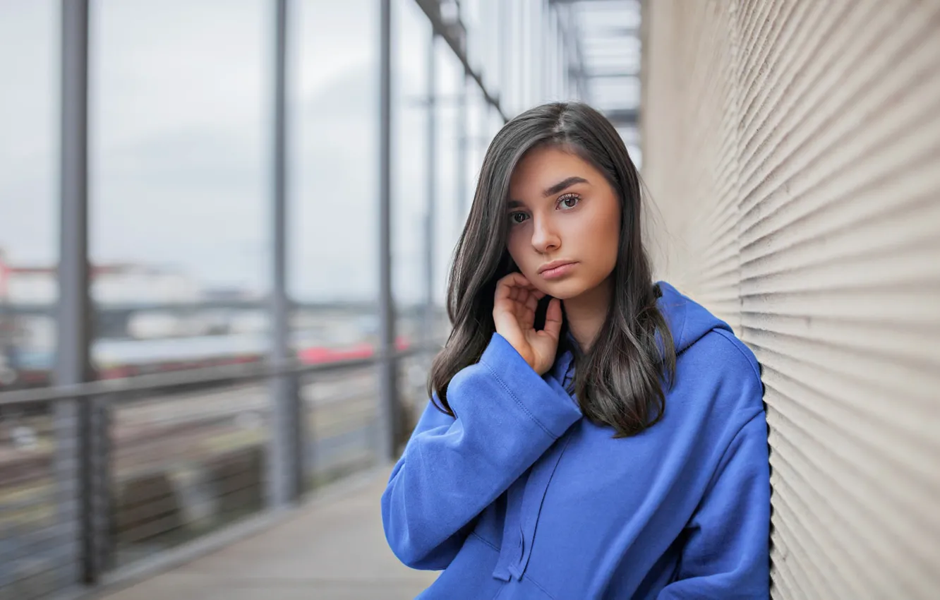 Photo wallpaper look, girl, blue, pose, portrait, makeup, brunette, hairstyle