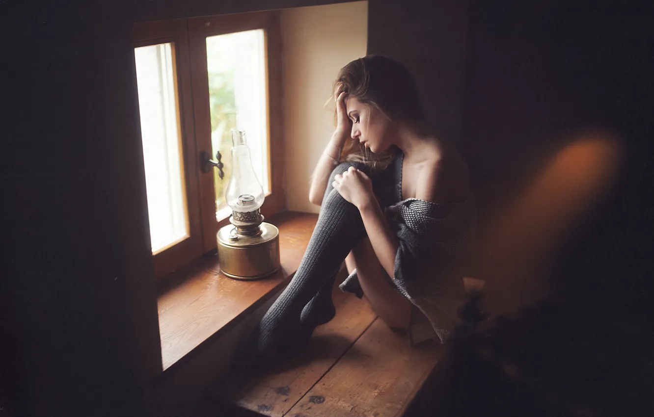 Photo wallpaper girl, lamp, window, sitting