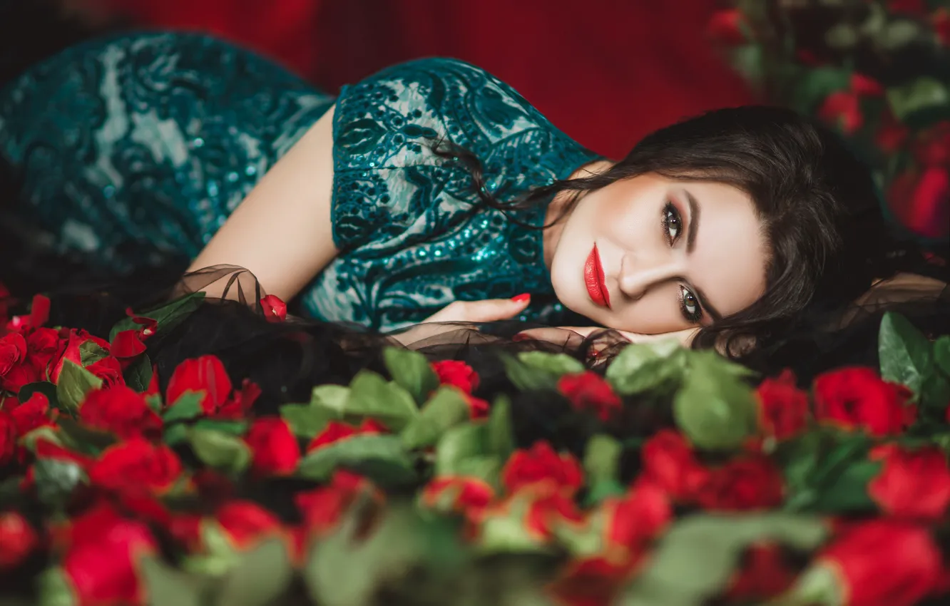 Photo wallpaper look, girl, flowers, red, face, pose, woman, portrait