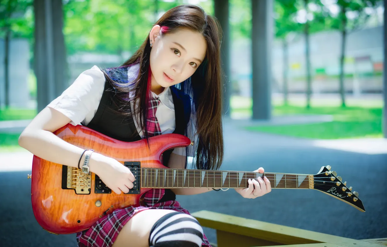 Photo wallpaper girl, East, guitarist