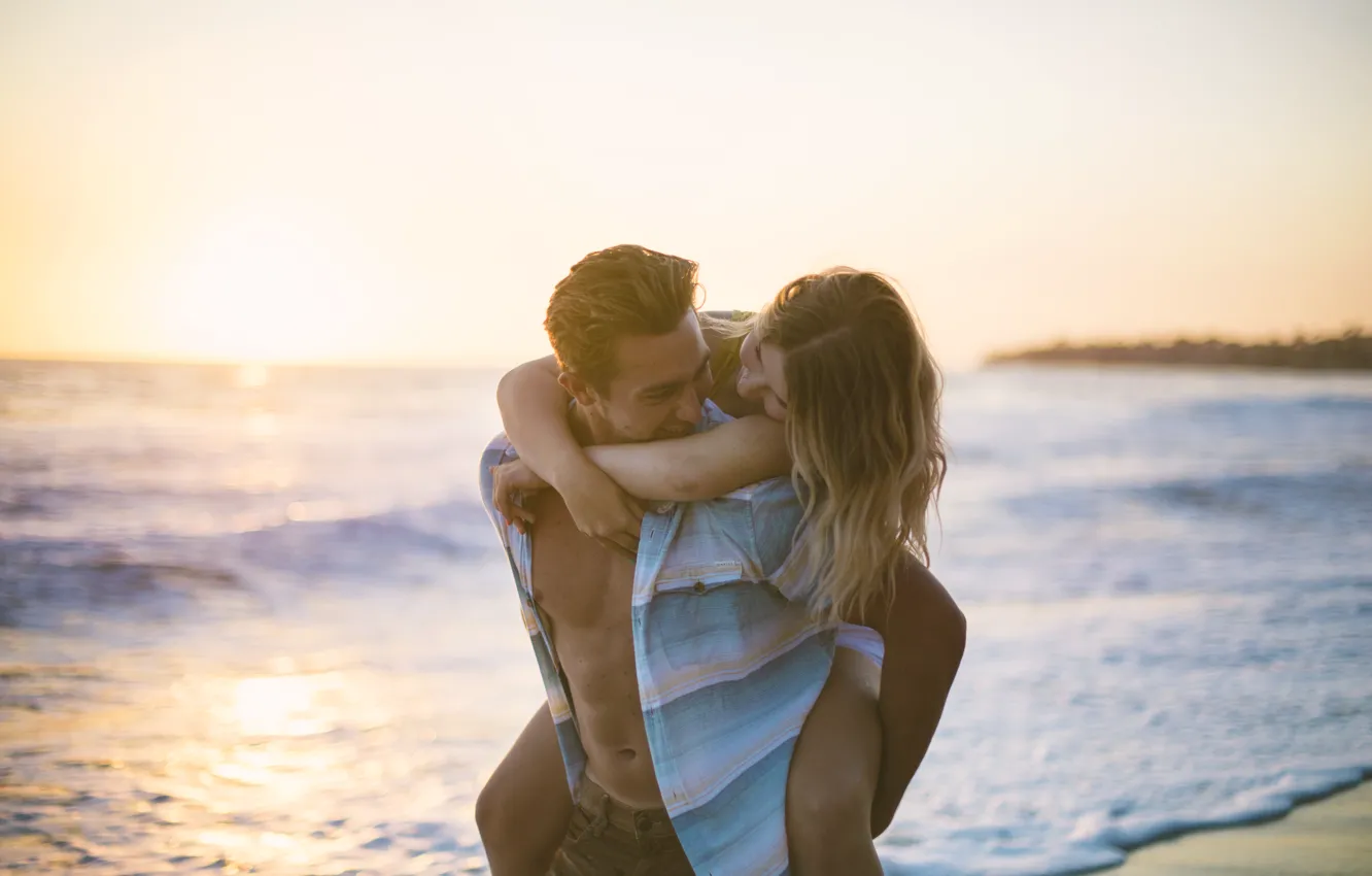 Photo wallpaper beach, girl, stay, guy, lovers