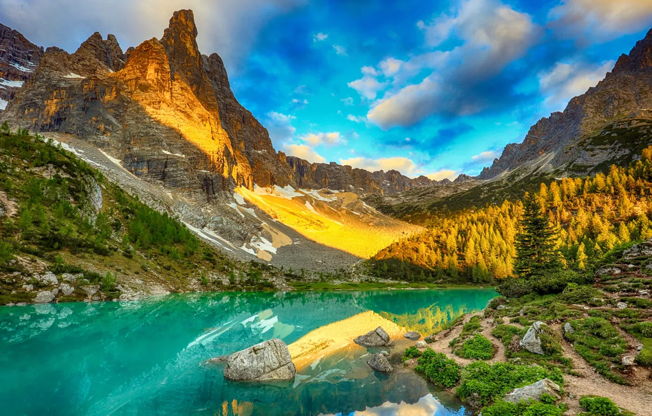 Photo wallpaper the sky, trees, lake, Park, Alps, Italy, rocky mountains, sky