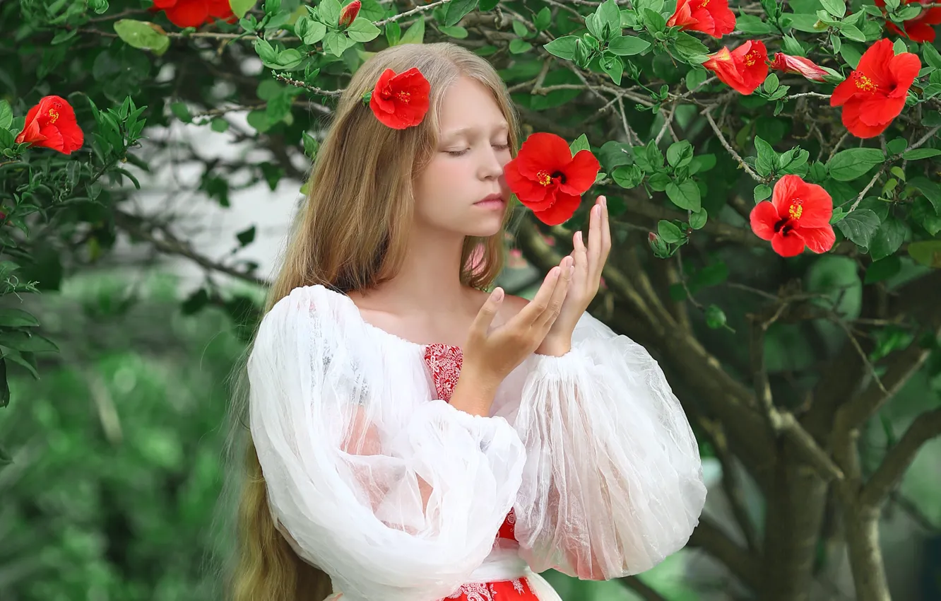 Photo wallpaper girl, flowers, nature, Bush, dress, hibiscus, Rus, Irina Golubyatnikova