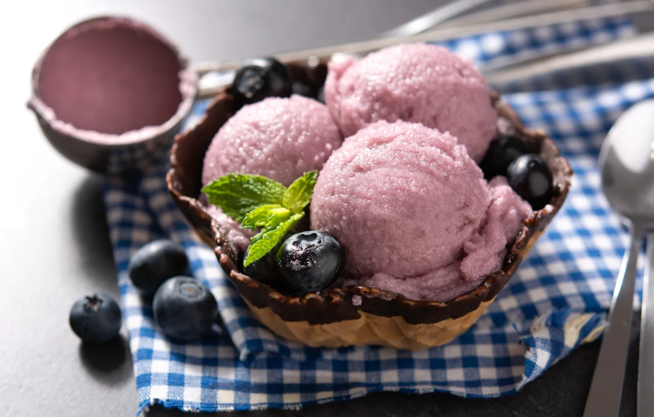 Photo wallpaper balls, berries, ice cream, napkin, blueberries