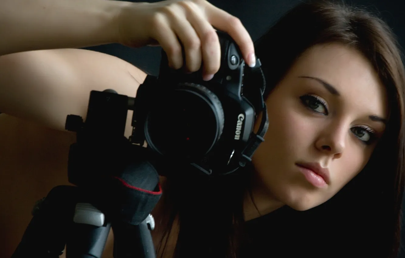 Photo wallpaper look, brunette, the camera