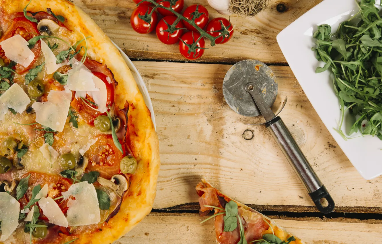 Photo wallpaper greens, pizza, tomatoes