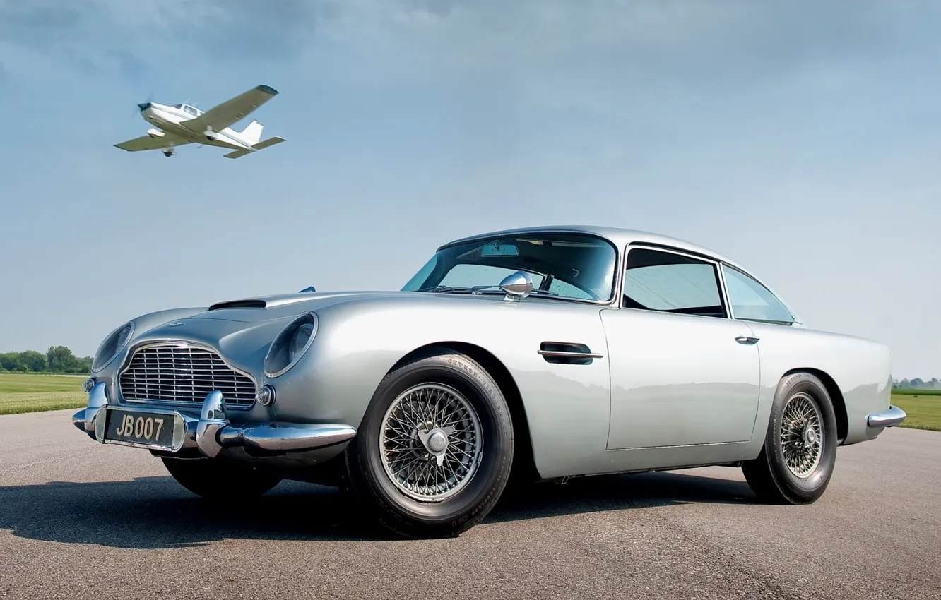 Photo wallpaper the sky, Aston Martin, coupe, Aston Martin, the plane, classic, James Bond, the front