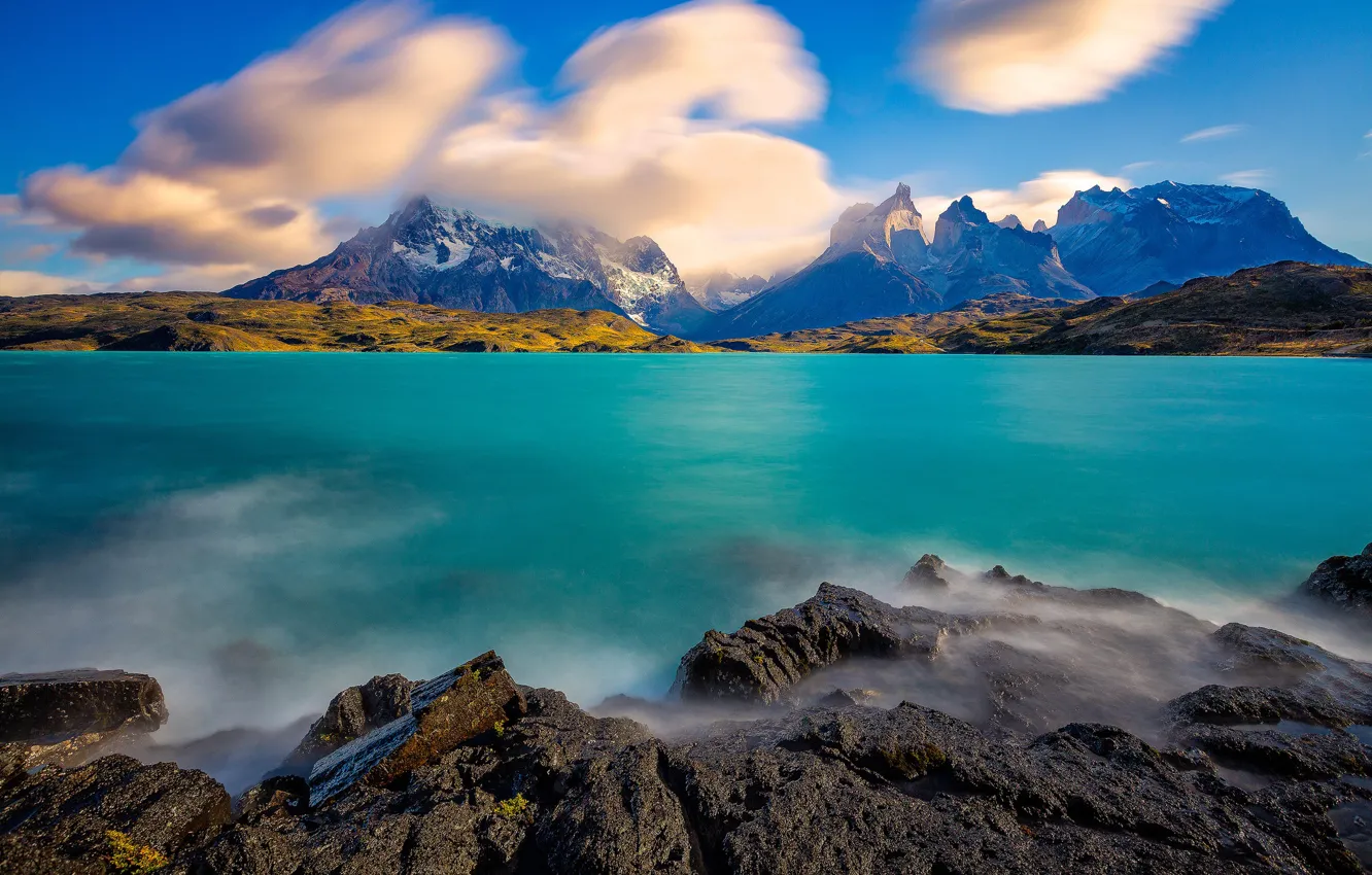 Photo wallpaper clouds, mountains, lake, Chile, Magallanes