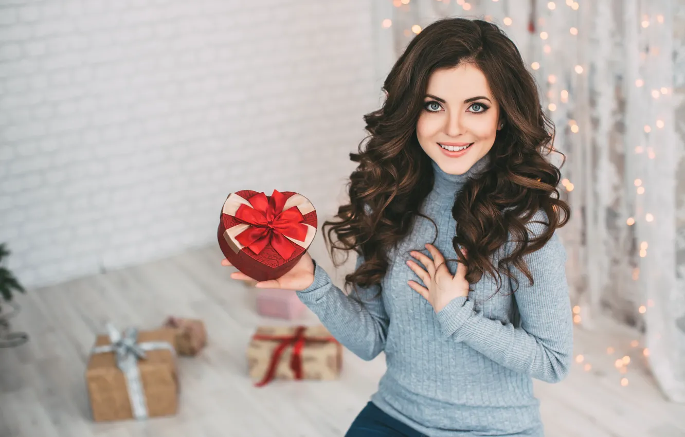 Photo wallpaper room, holiday, box, gift, tree, new year, jeans, makeup