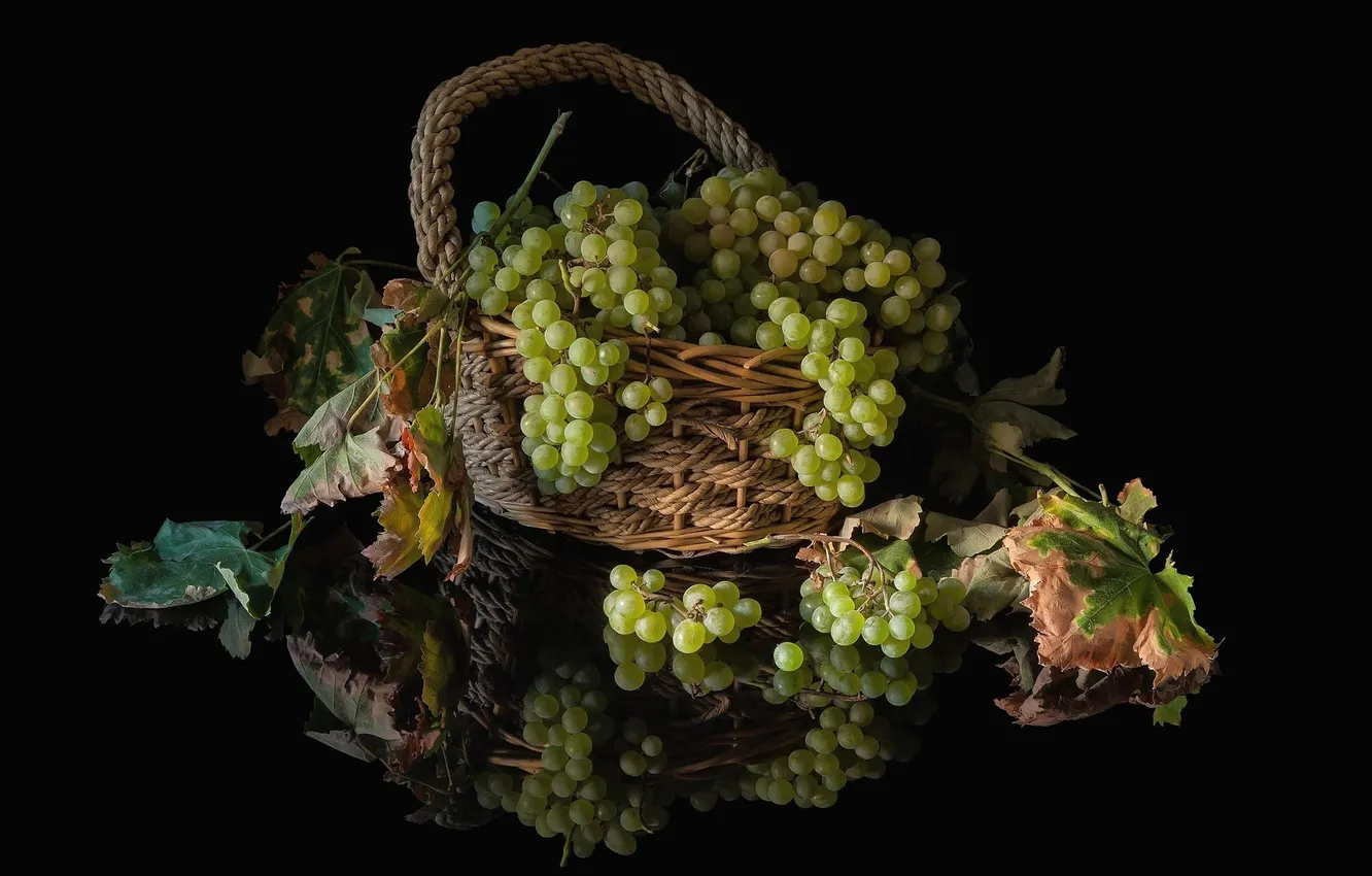 Photo wallpaper berries, basket, food, grapes