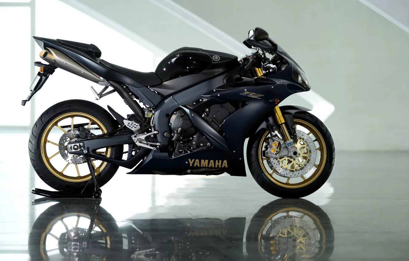 Photo wallpaper reflection, black, motorcycle, Yamaha, black, Yamaha, YZF-R1