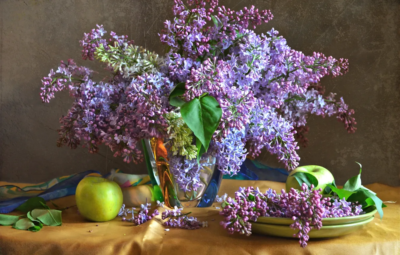 Photo wallpaper Apple, bouquet, lilac