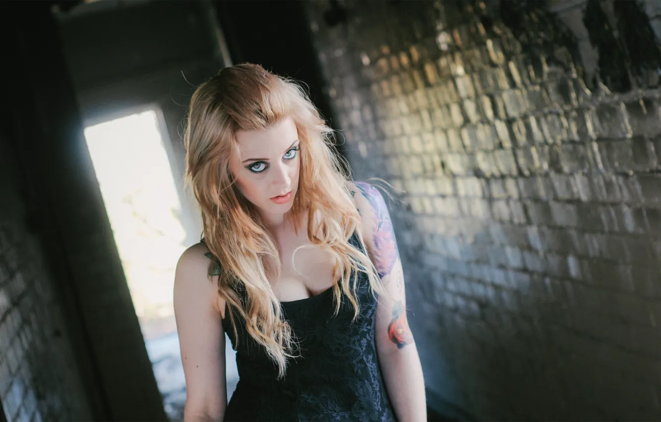 Photo wallpaper look, girl, wall, dress, tattoo, blonde
