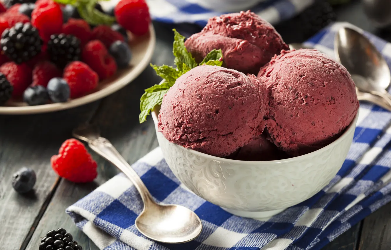 Photo wallpaper berries, spoon, ice cream, dessert
