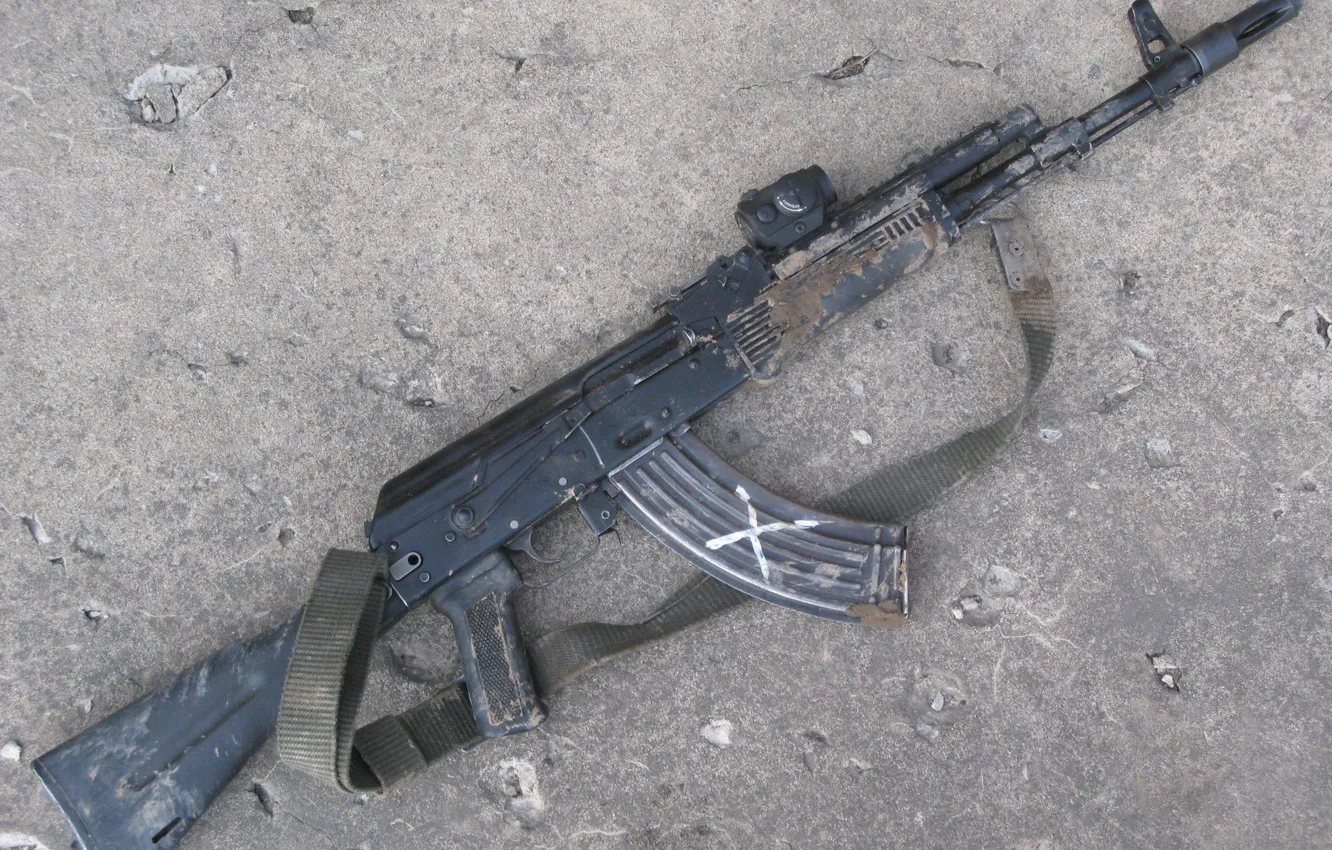 Photo wallpaper dirty, Machine, Kalashnikov, Kalash, AK-74, let it be a mess