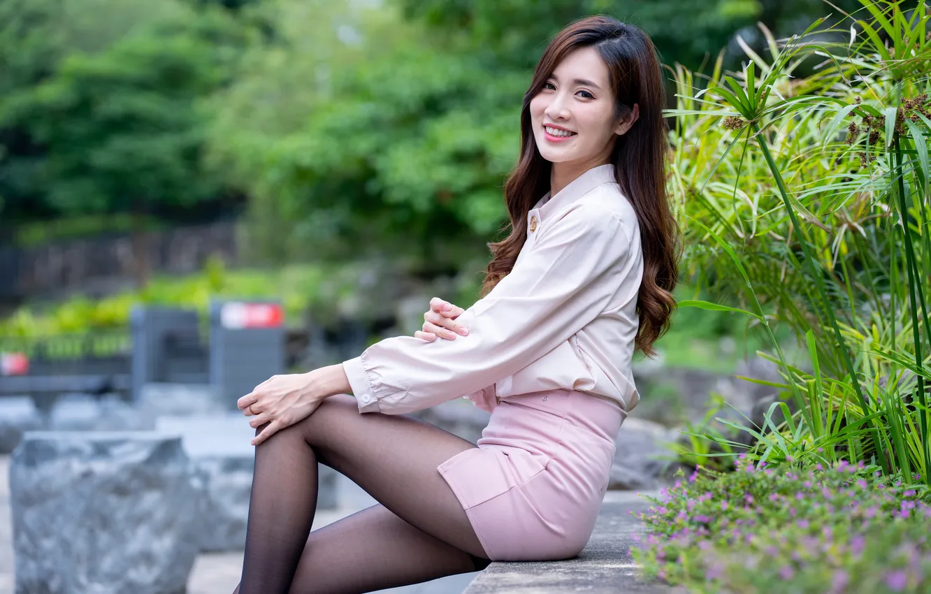 Photo wallpaper smile, skirt, blouse, legs, Asian