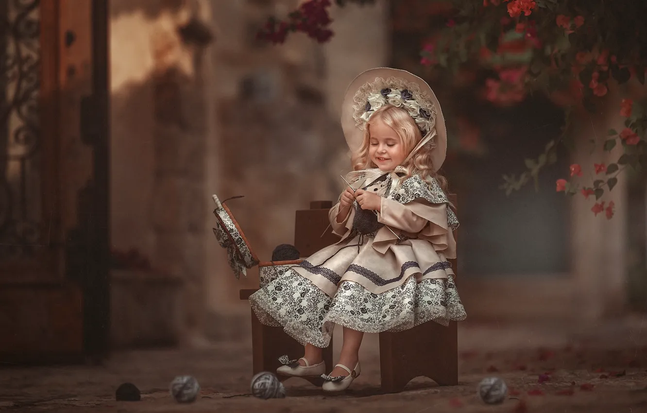 Photo wallpaper tangle, mood, dress, girl, hat, thread, knitting, lady