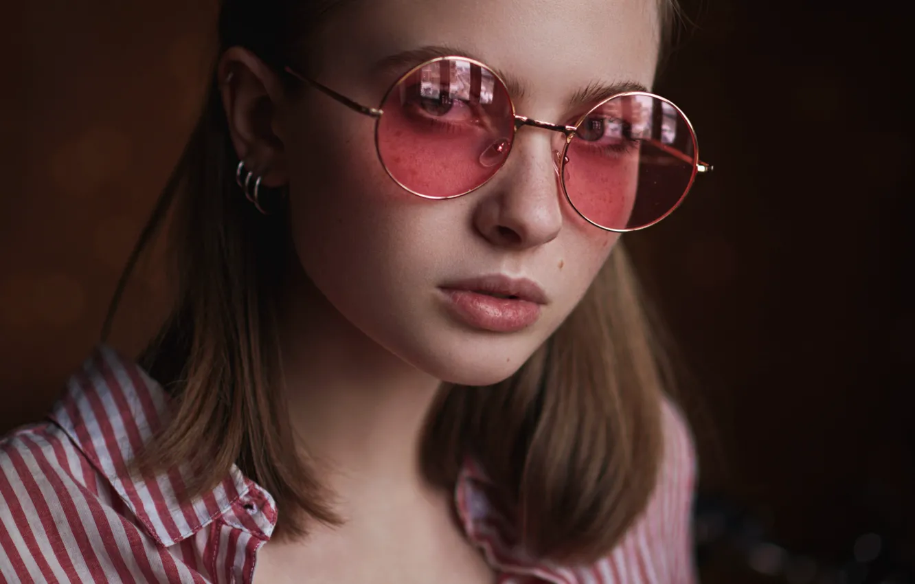 Photo wallpaper portrait, glasses, freckles, Sergey Fat, Sergey Zhirnov, Kseniya Koval