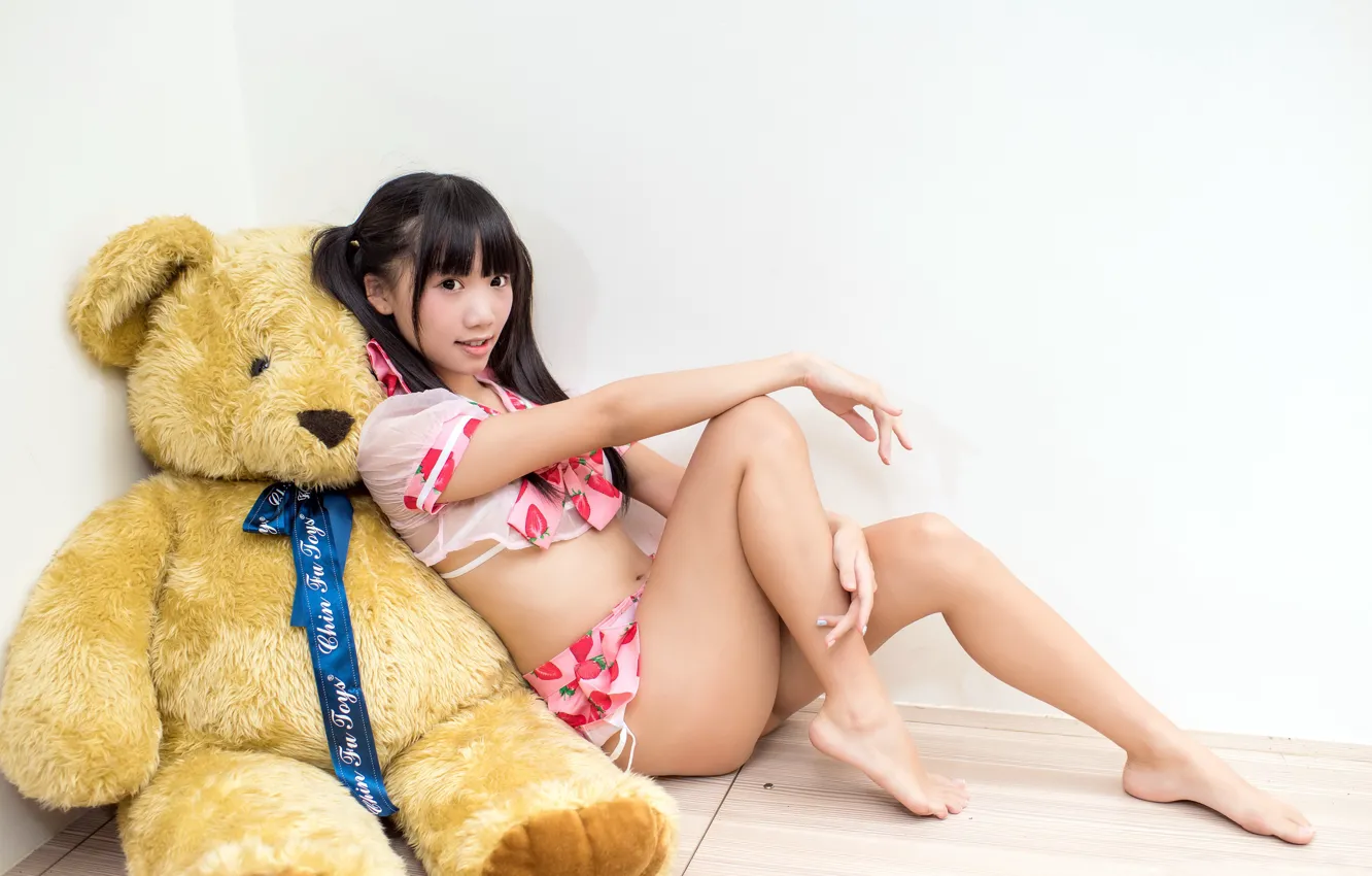 Photo wallpaper girl, bear, Asian