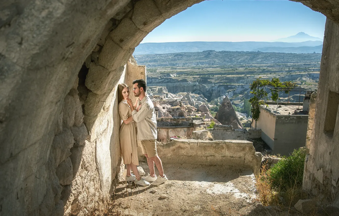 Photo wallpaper girl, the sun, photo, romance, view, dress, pair, male