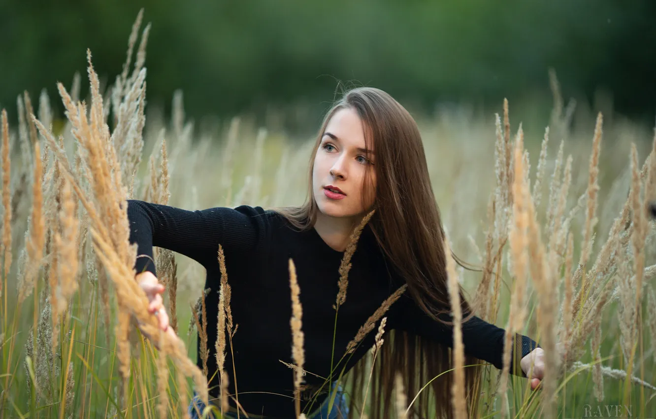 Photo wallpaper grass, girl, model, portrait, jeans, makeup, hairstyle, brown hair